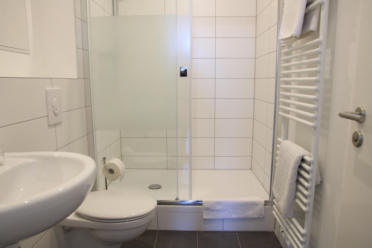 Motel Schoenefeld Großziethen Екстериор снимка