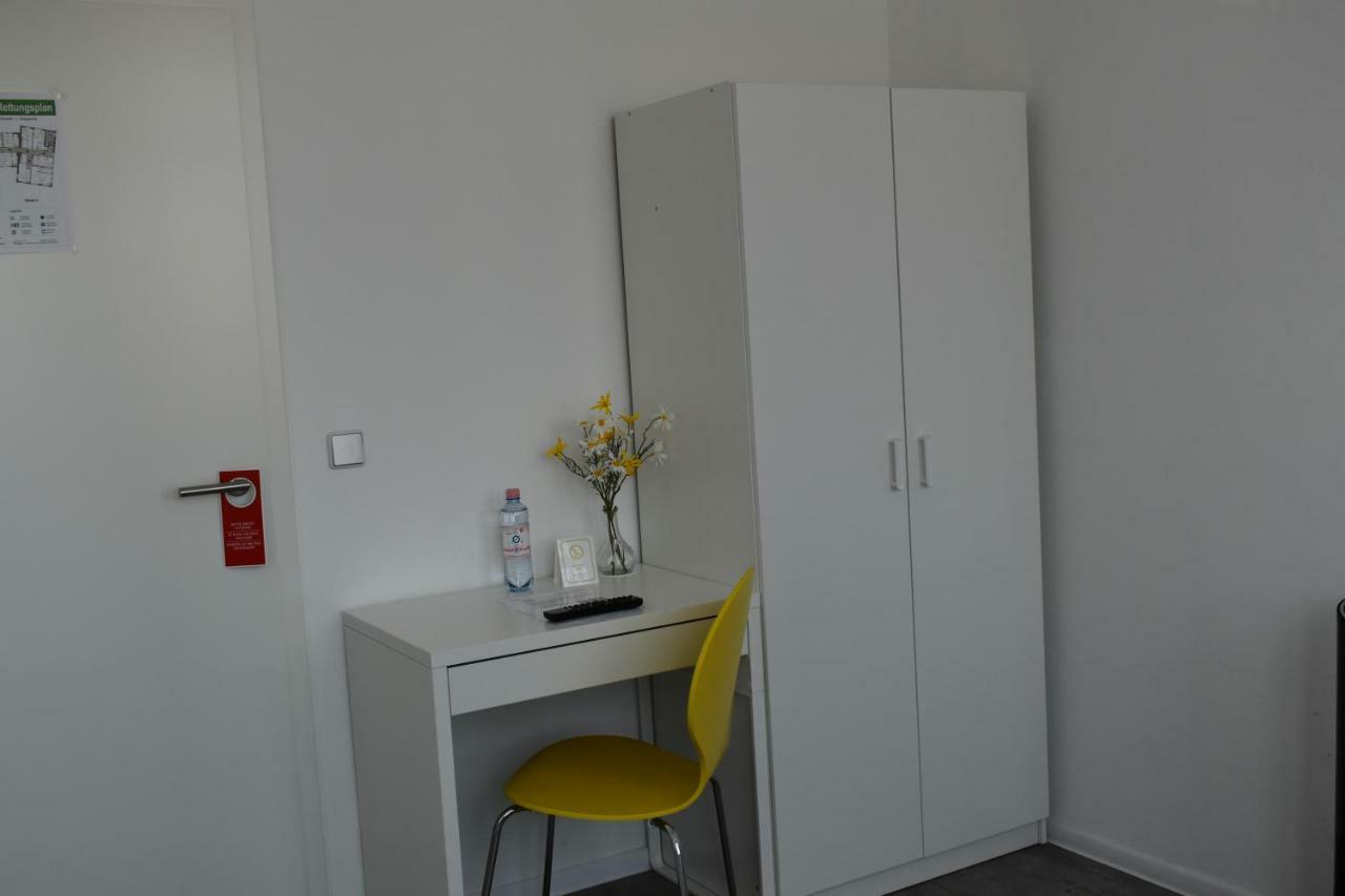 Motel Schoenefeld Großziethen Екстериор снимка