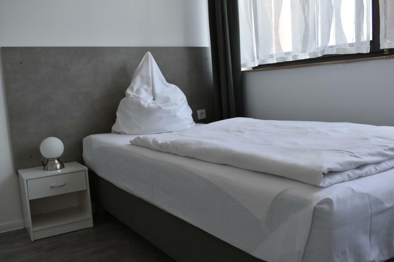 Motel Schoenefeld Großziethen Екстериор снимка